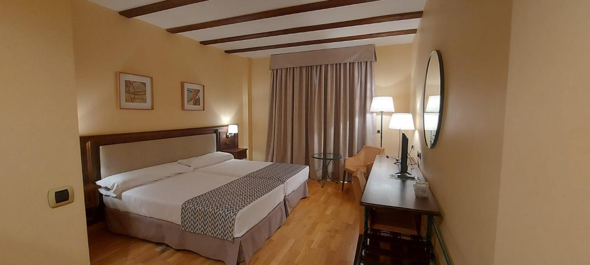 Hotel Spa Tudanca Aranda Fuentespina Экстерьер фото